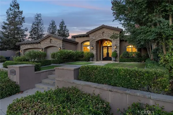 2206 Ribble Valley, Bakersfield, CA 93311