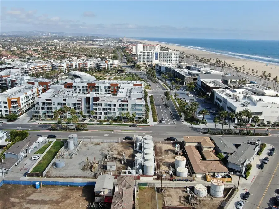 217 1st, Huntington Beach, CA 92648 - #3