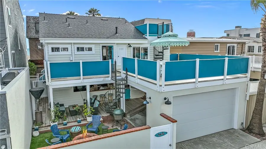 29 Surfside Avenue #B, Seal Beach, CA 90743 - Image #3