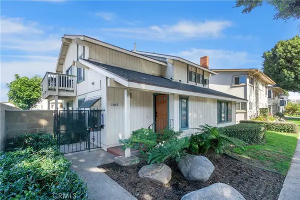 1045 E 3rd #4, Long Beach, CA 90802