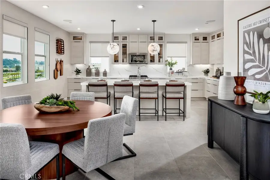 2534 Everly Drive, San Diego, CA 92108 - Image #3