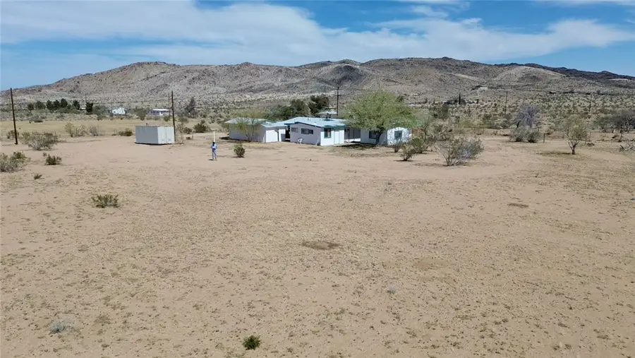 2674 Chapton Lane, Landers, CA 92285 - #2