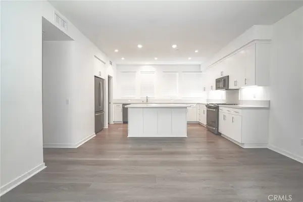 337 Placemark, Irvine, CA 92614