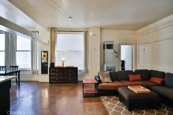 215 W 7th Street #803, Los Angeles, CA 90014