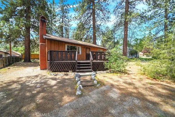 951 Snowbird Road, Wrightwood, CA 92397