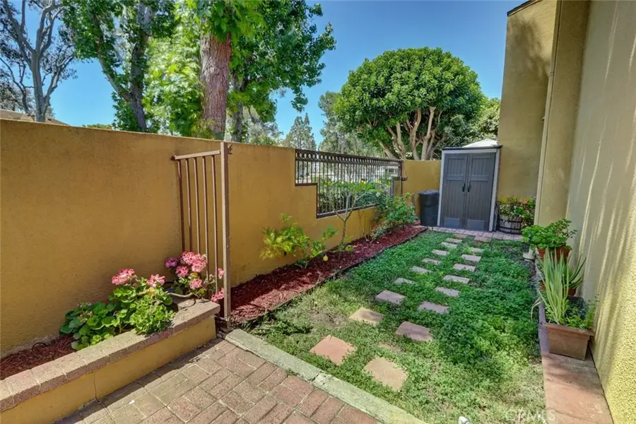 25712 Le Parc #7, Lake Forest, CA 92630 - Image #2