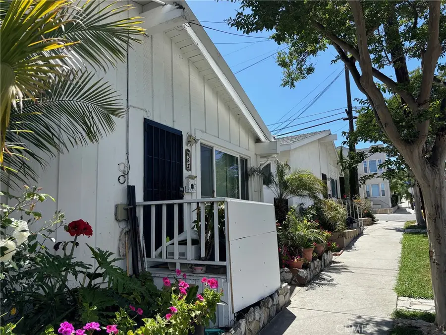 989 W 2nd Street, San Pedro, CA 90731 - #3