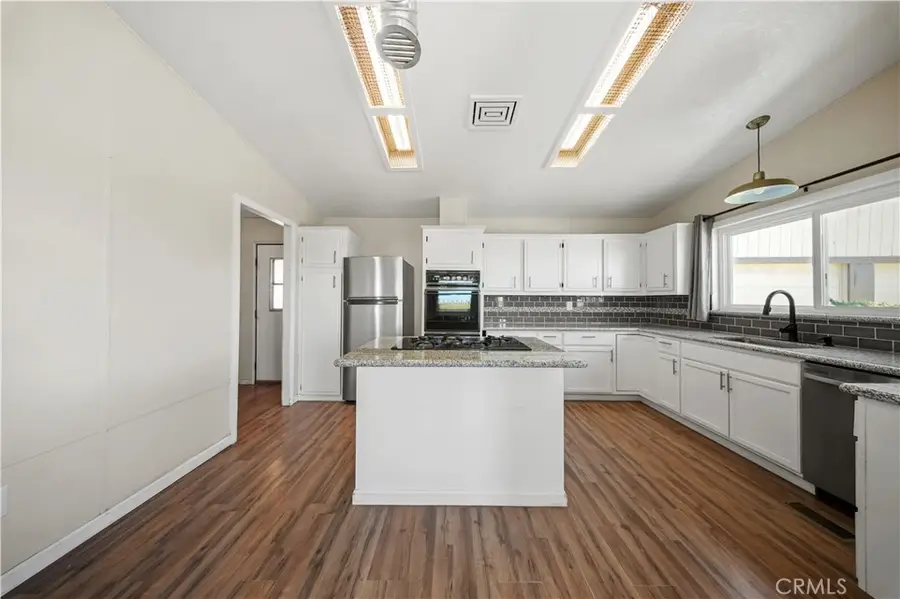 2033 Hollister Road, Pinon Hills, CA 92372 - Image #3