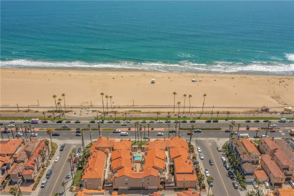 2000 Pacific Coast Highway #313, Huntington Beach, CA 92648 - Image #1