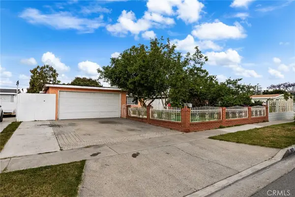 526 Nottingham Avenue, Santa Ana, CA 92703