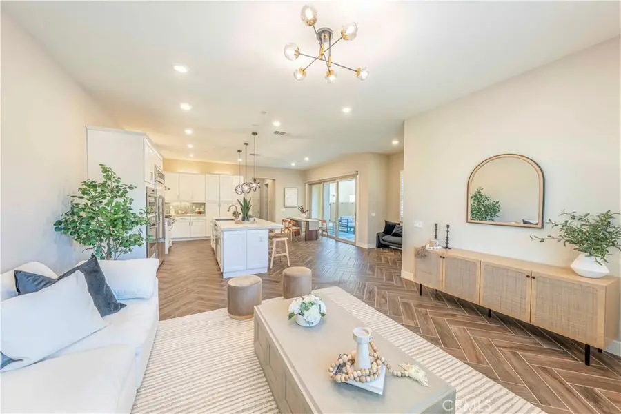 143 Interval, Irvine, CA 92618 - Image #3