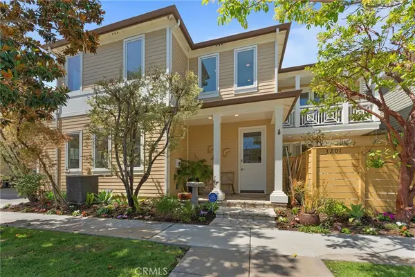 3201 4th Avenue Avenue, Corona Del Mar, CA 92625