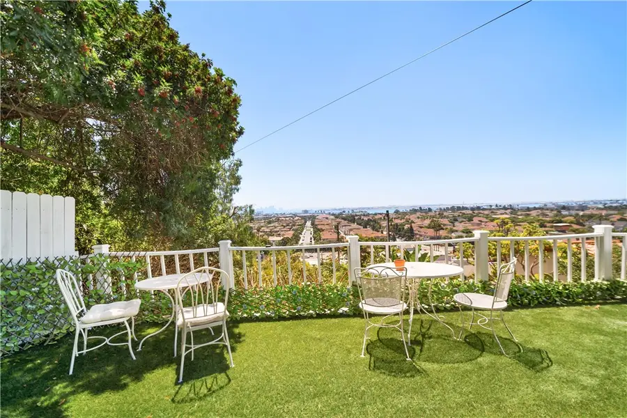 3126 Russell Street, San Diego, CA 92106 - Image #3