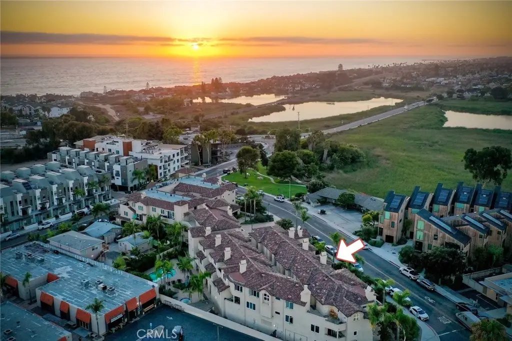 543 Laguna Drive, Carlsbad, CA 92008 - Image #1