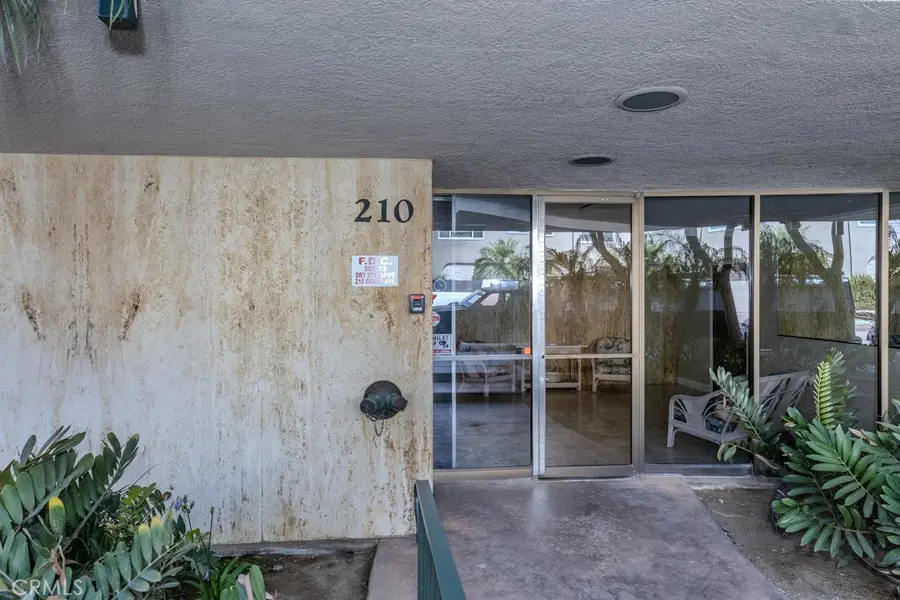 210 Grand #201, Long Beach, CA 90803 - Image #2
