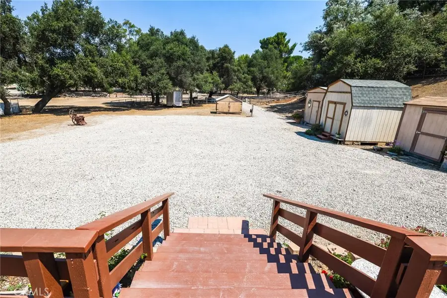 10880 Fox Springs Road, Murrieta, CA 92562 - Image #2