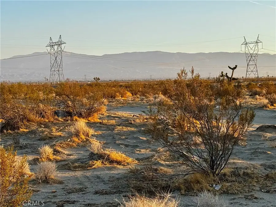 4595 Sandstone Road, Victorville Hesperia, CA 92301 - Image #2