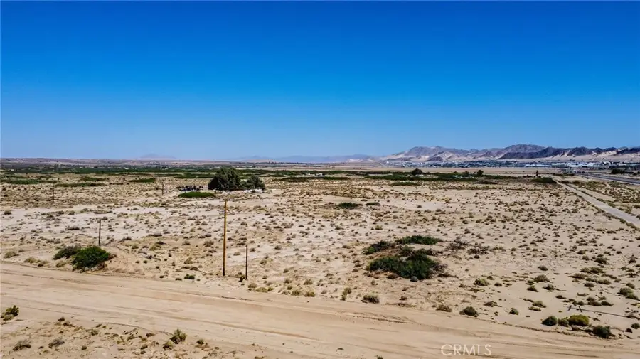 73470 Valle Vista Road, Twentynine Palms, CA 92277 - Image #2