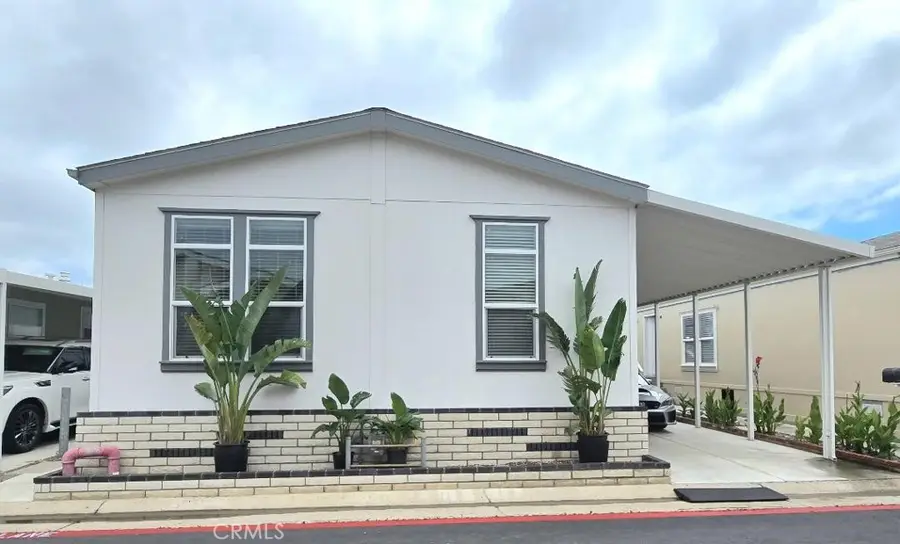 21851 Newland Street #44, Huntington Beach, CA 62646 - Image #3