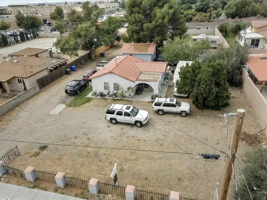 2650 N Linden Avenue, Rialto, CA 92377 - Image #2