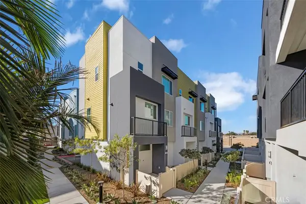 1097 N Harbor Boulevard, Anaheim, CA 92801