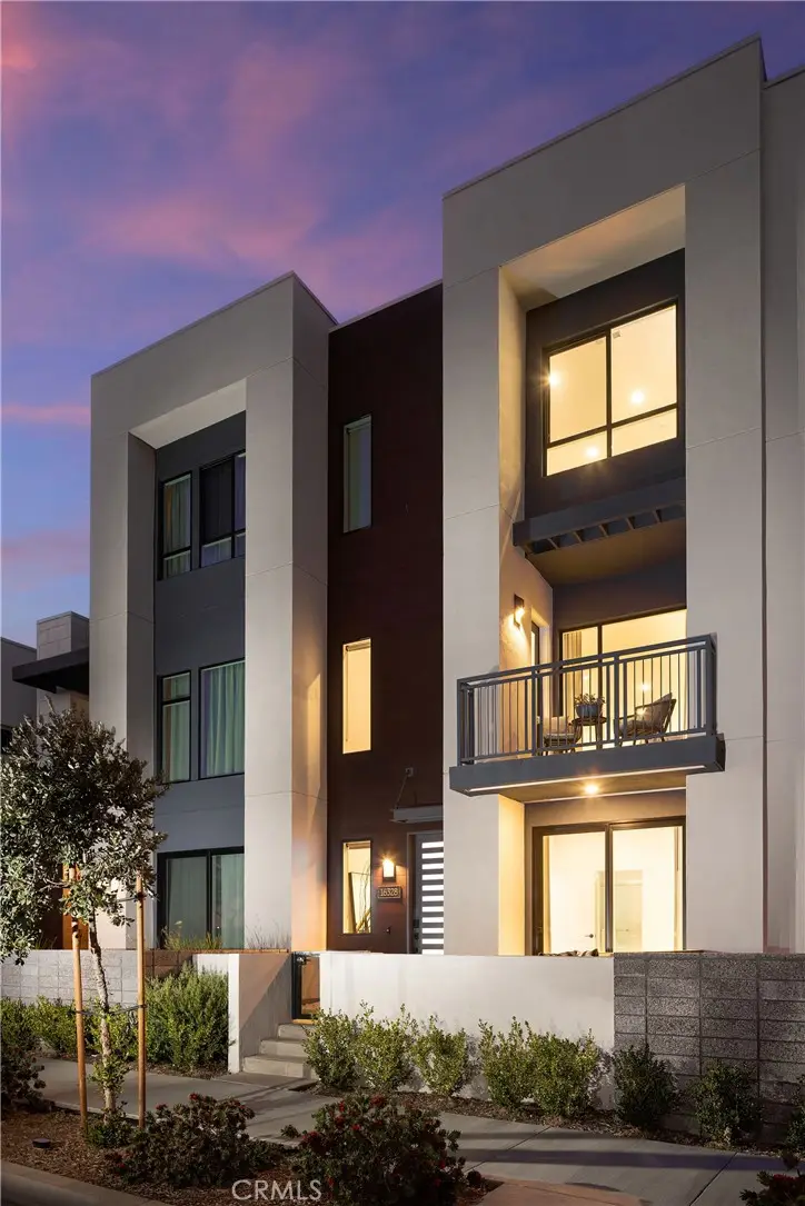 16328 Helber Way, Tustin, CA 92782 - Image #2