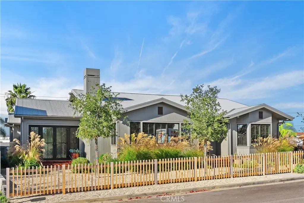 337 Holmwood Drive, Newport Beach, CA 92663 - #1