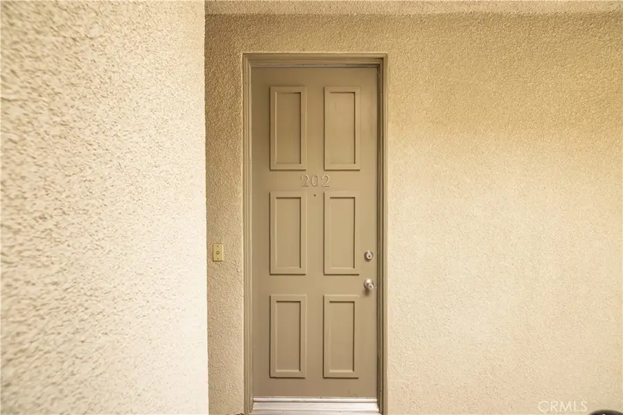 2835 W Avenue K12 #202, Lancaster, CA 93536 - Image #2