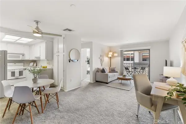 18900 Delaware Street #48, Huntington Beach, CA 92648