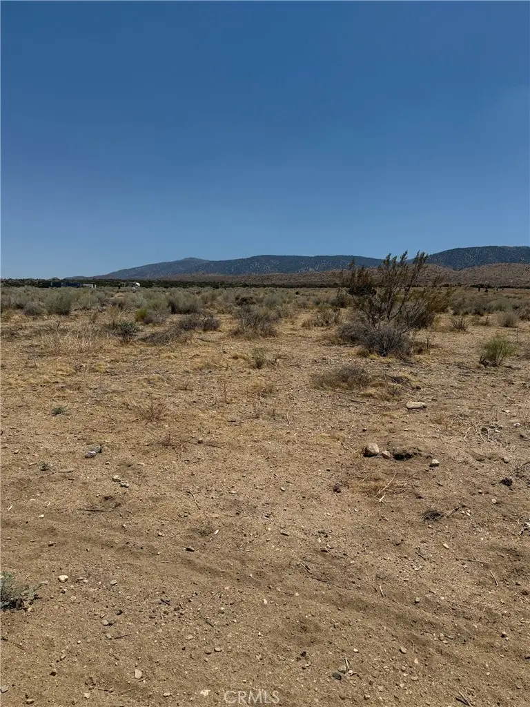 227 ste Vac/cor Avenue, Llano, CA 93544 - Image #1