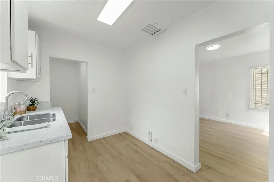 9311 S Broadway, Los Angeles, CA 90003 - Image #2