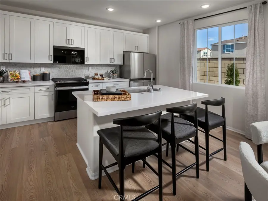 28425 Campos De Flores, Temecula, CA 92591 - Image #2