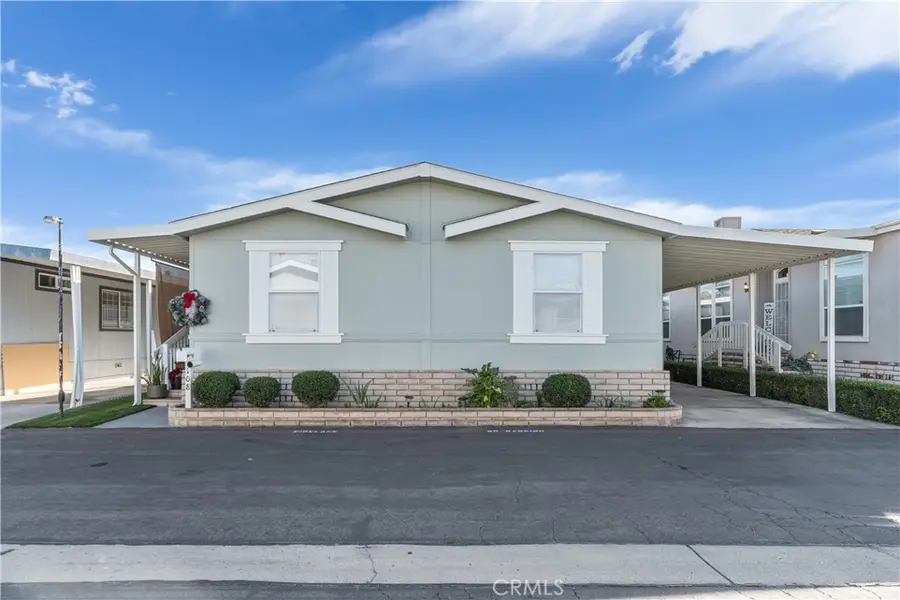 108 Pigeon Lane, Fountain Valley, CA 92708 - Image #2