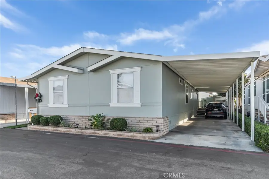 108 Pigeon Lane, Fountain Valley, CA 92708 - Image #3