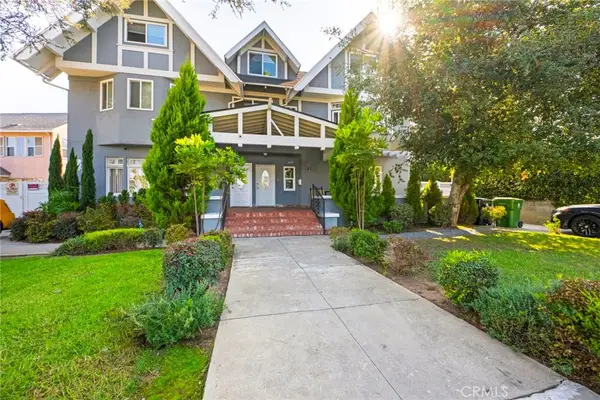 4440 Victoria Park, Los Angeles, CA 90019