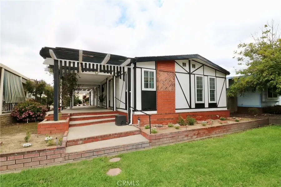 14020 Lake Crest Drive #84, La Mirada, CA 90638 - Image #2