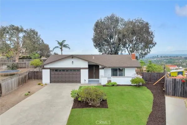 1768 Henderson Court, Vista, CA 92083