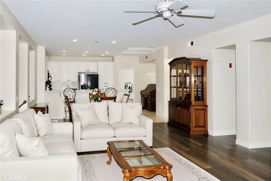 30 Taquitz, Irvine, CA 92602 - Image #3