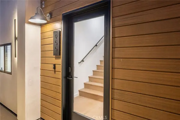 955 1/2 Everett Street, Los Angeles, CA 90026