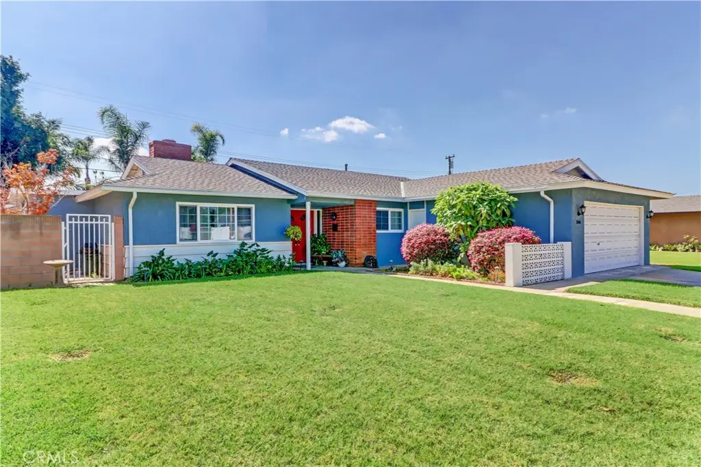 1046 E Trenton, Orange, CA 92867 - #1