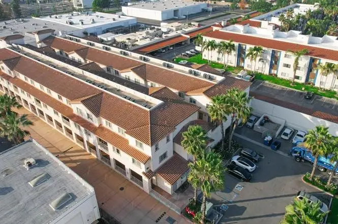 17168 Newhope #222, Fountain Valley, CA 92708 - Image #2