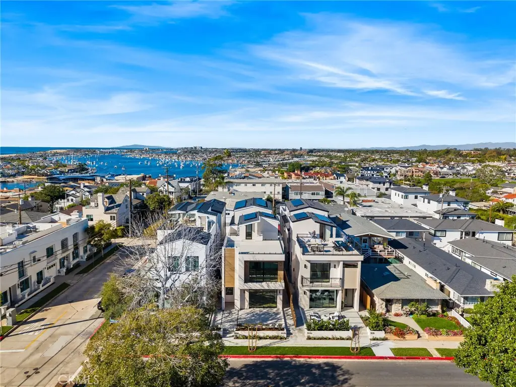 303 .5 Fernleaf, Corona Del Mar, CA 92625 - Image #1