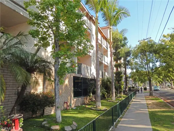 1327 N Ross, Santa Ana, CA 92706