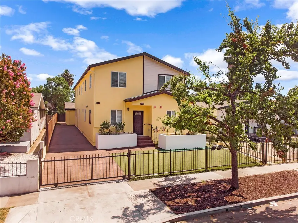 330 E 101st Street, Los Angeles, CA 90003 - Image #1