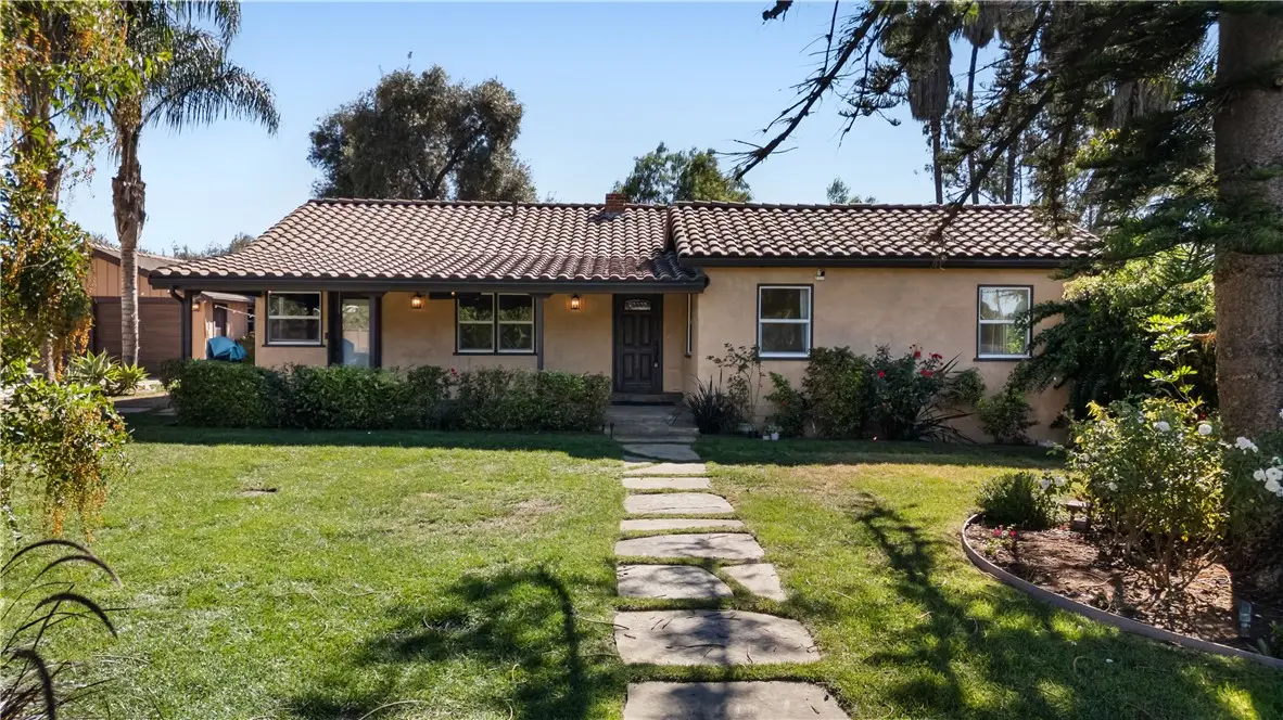 1955 Friendly, Vista, CA 92084 - #1