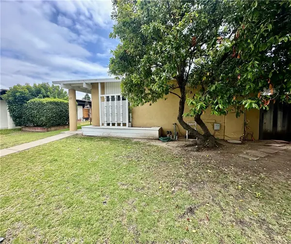 117 Clearbrook Lane, Costa Mesa, CA 92626