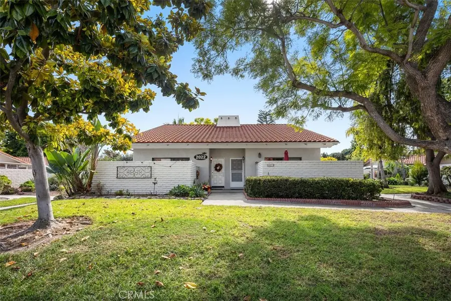 2022 Via Mariposa East #C, Laguna Woods, CA 92637 - Image #2