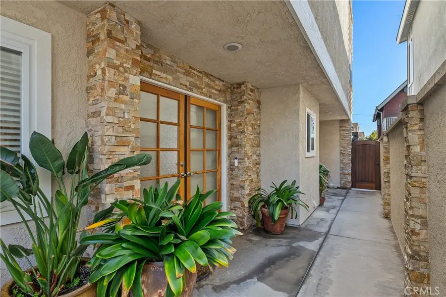 17081 5th, Sunset Beach, CA 90742 - Image #3