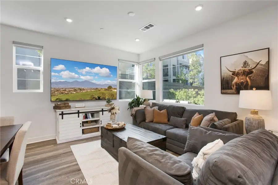 745 Hazel Dr, Rancho Mission Viejo, CA 92694 - Image #3