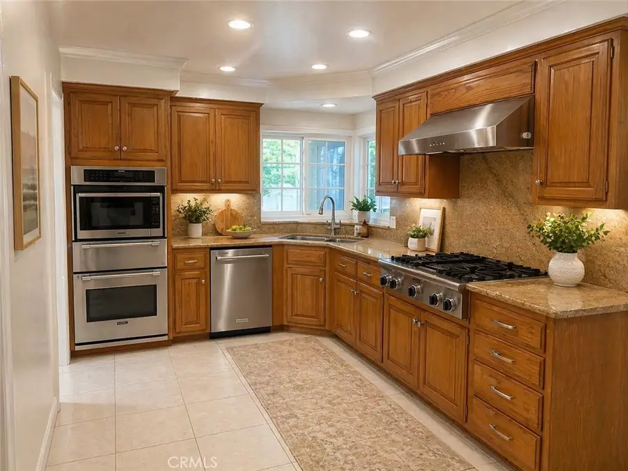 918 N Cleveland Street, Orange, CA 92867 - #2